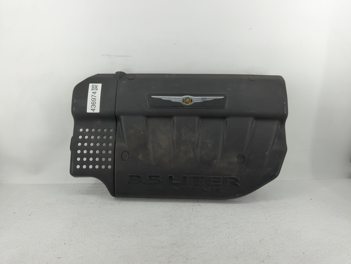2005 Chrysler Pacifica Engine Cover - Oemusedautoparts1.com
