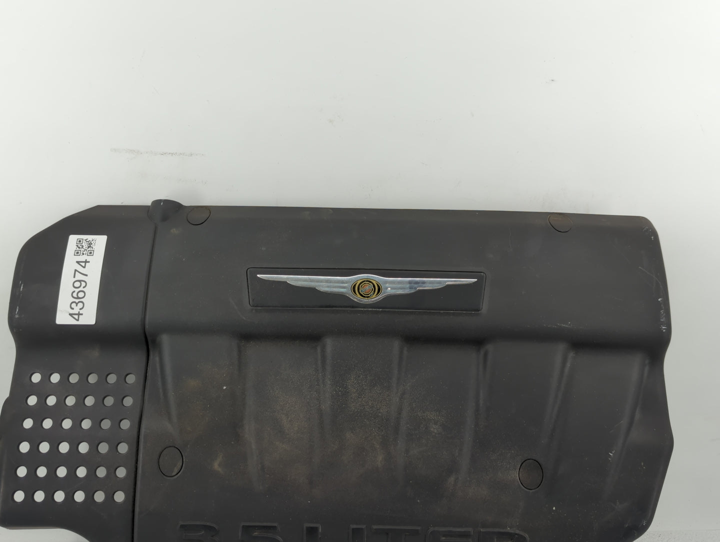 2005 Chrysler Pacifica Engine Cover - Oemusedautoparts1.com