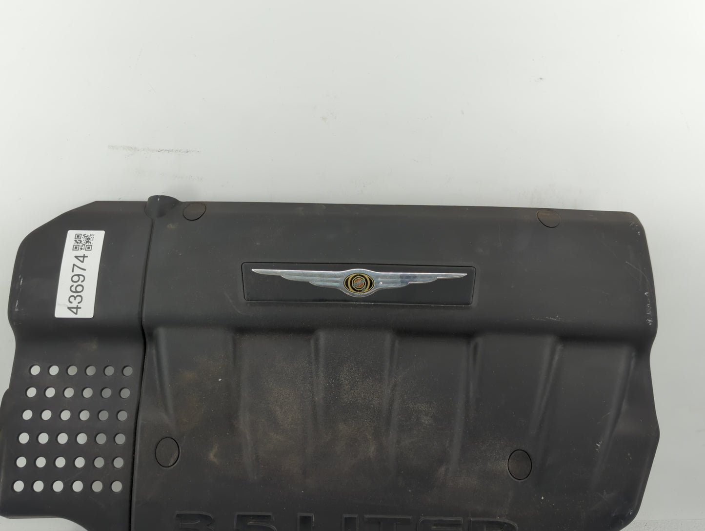 2005 Chrysler Pacifica Engine Cover - Oemusedautoparts1.com
