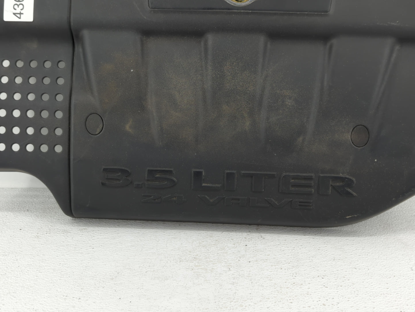 2005 Chrysler Pacifica Engine Cover - Oemusedautoparts1.com