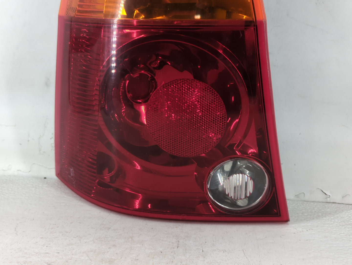 2005 Chrysler Pacifica Tail Light Assembly Driver Left OEM P/N:04857587AC Fits OEM Used Auto Parts - Oemusedautoparts1.com