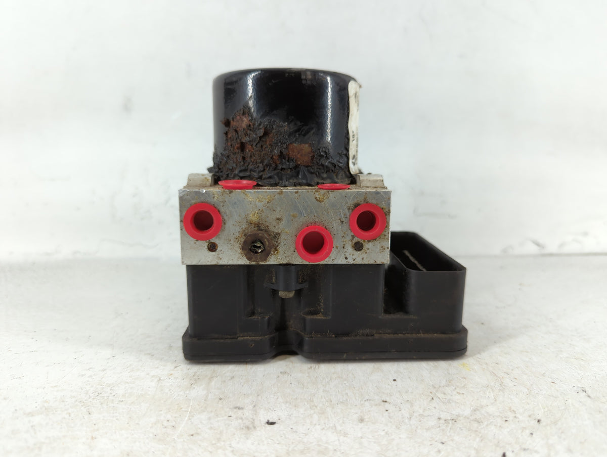 2005-2006 Chrysler Pacifica Anti-Lock Brake ABS Pump Module Actuator OEM P/N:P04721106AD Fits Fits 2005 2006 OEM Used Auto P