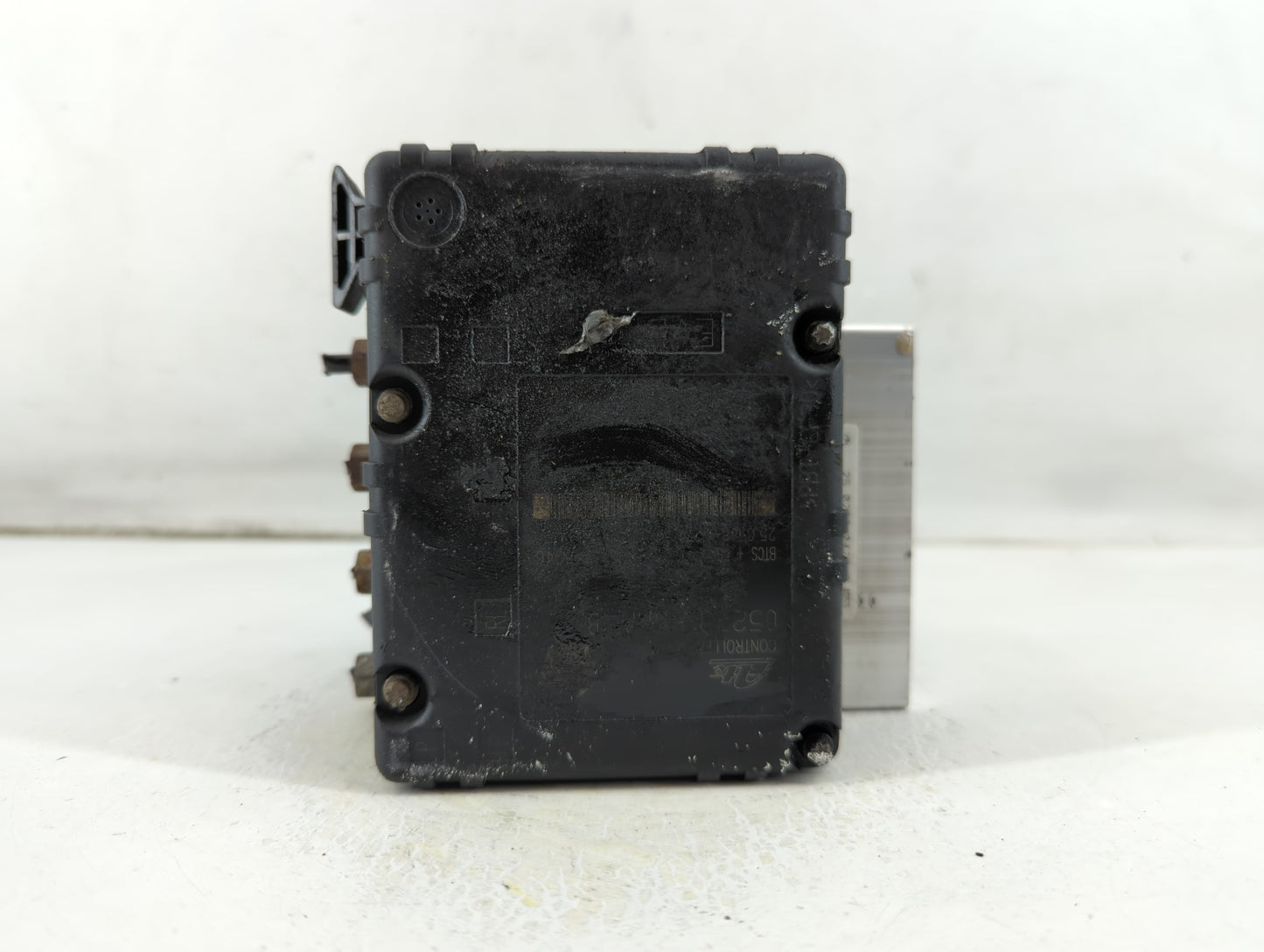 2005 Chrysler Pt Cruiser ABS Pump Control Module Replacement P/N:300509290024182 Fits OEM Used Auto Parts - Oemusedautoparts