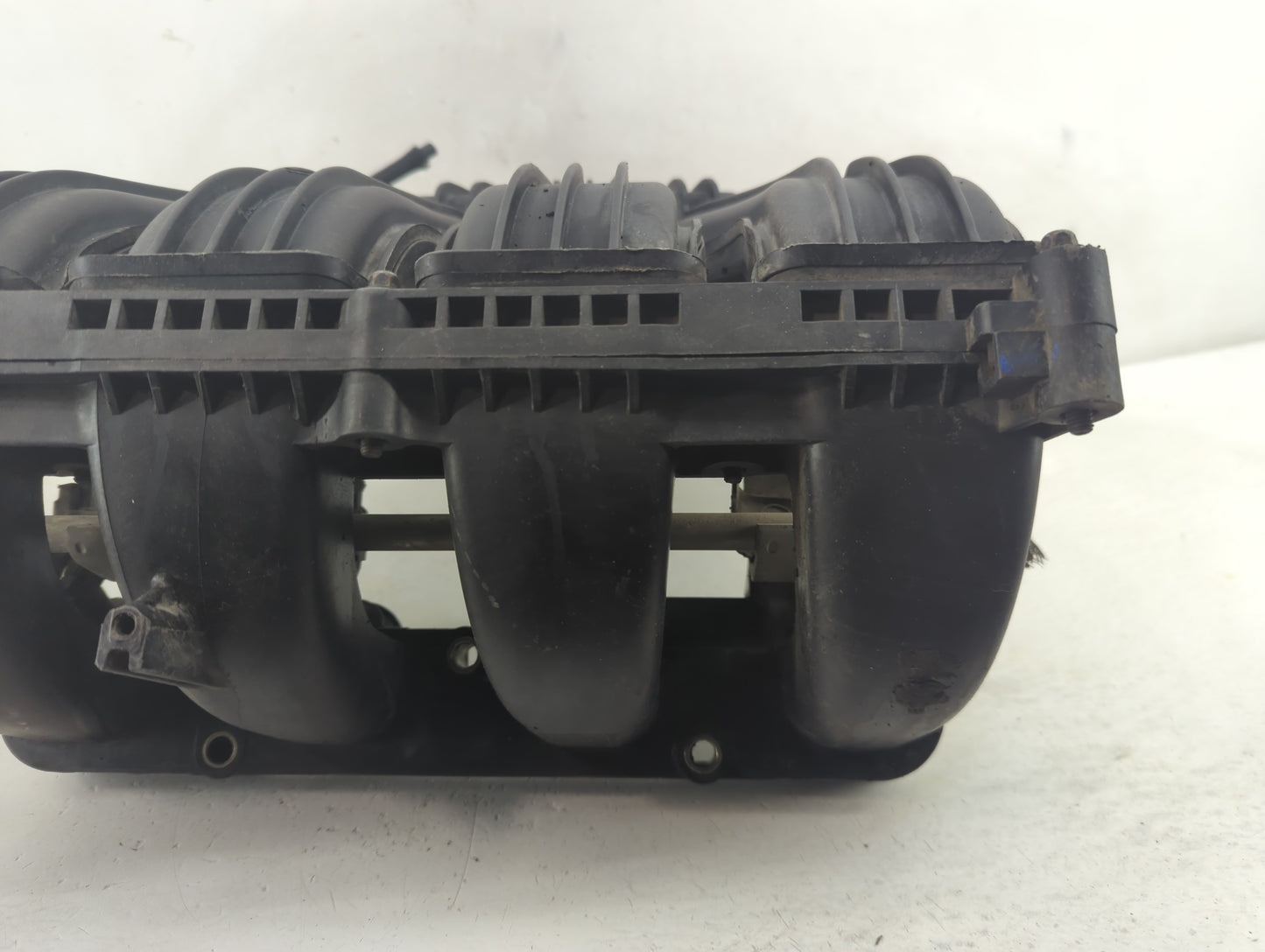 2005-2009 Chrysler Pt Cruiser Air Intake Manifold Fits Fits 2005 2006 2007 2008 2009 OEM Used Auto Parts - Oemusedautoparts1