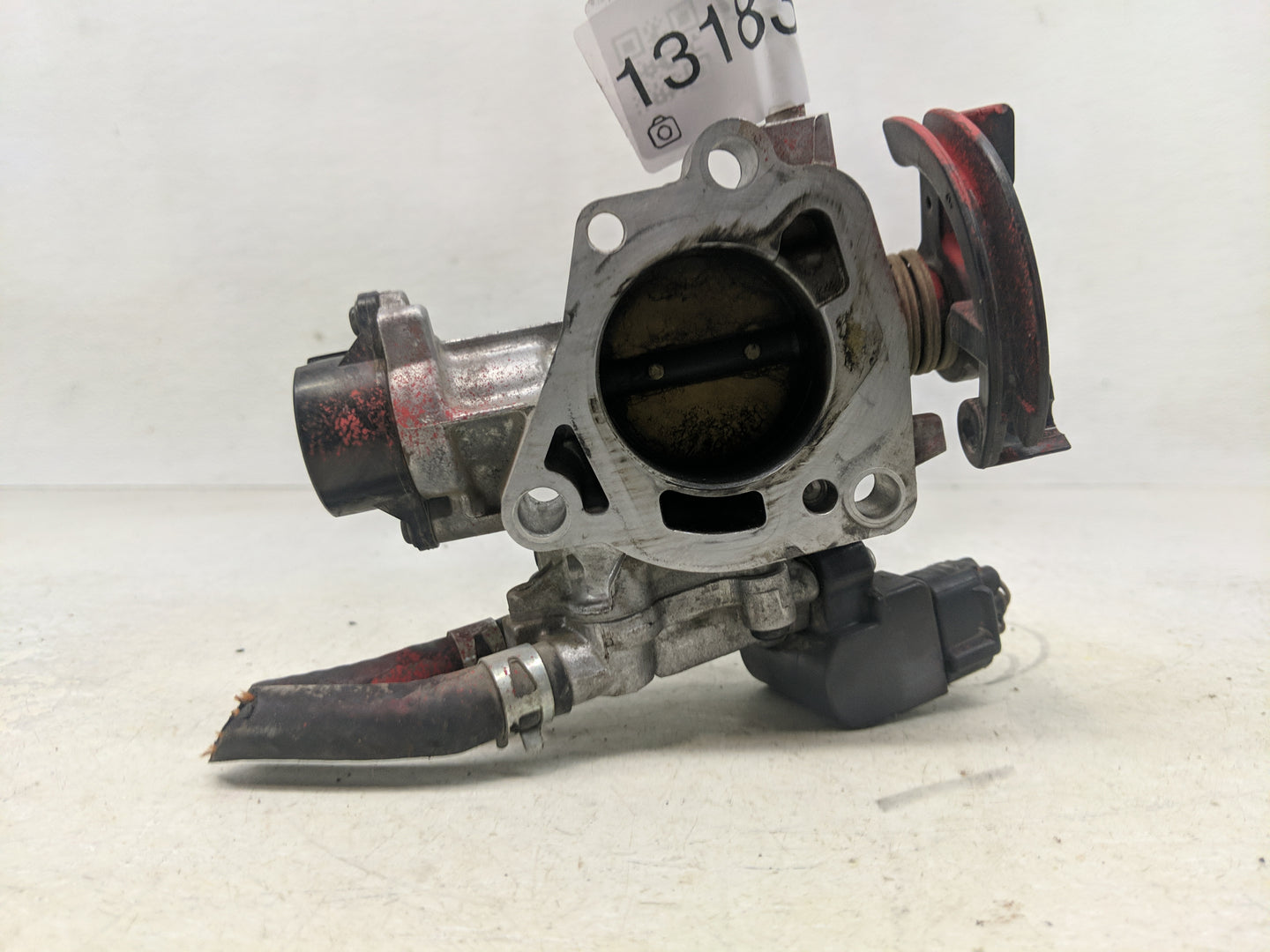 2004-2010 Chrysler Pt Cruiser Throttle Body Fits Fits 2004 2005 2006 2007 2008 2009 2010 OEM Used Auto Parts - Oemusedautopa