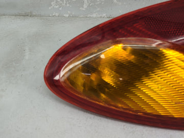 2001-2005 Chrysler Pt Cruiser Tail Light Assembly Passenger Right OEM Fits Fits 2001 2002 2003 2004 2005 OEM Used Auto Parts