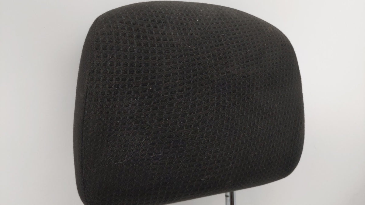2005 Chrysler Pt Cruiser Headrest Head Rest Rear Center Seat Black - Oemusedautoparts1.com