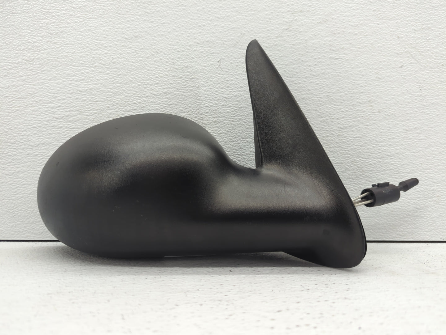 2005 Chrysler Pt Cruiser Passenger Side View Mirror - Right Door Mirror OEM Used - Oemusedautoparts1.com