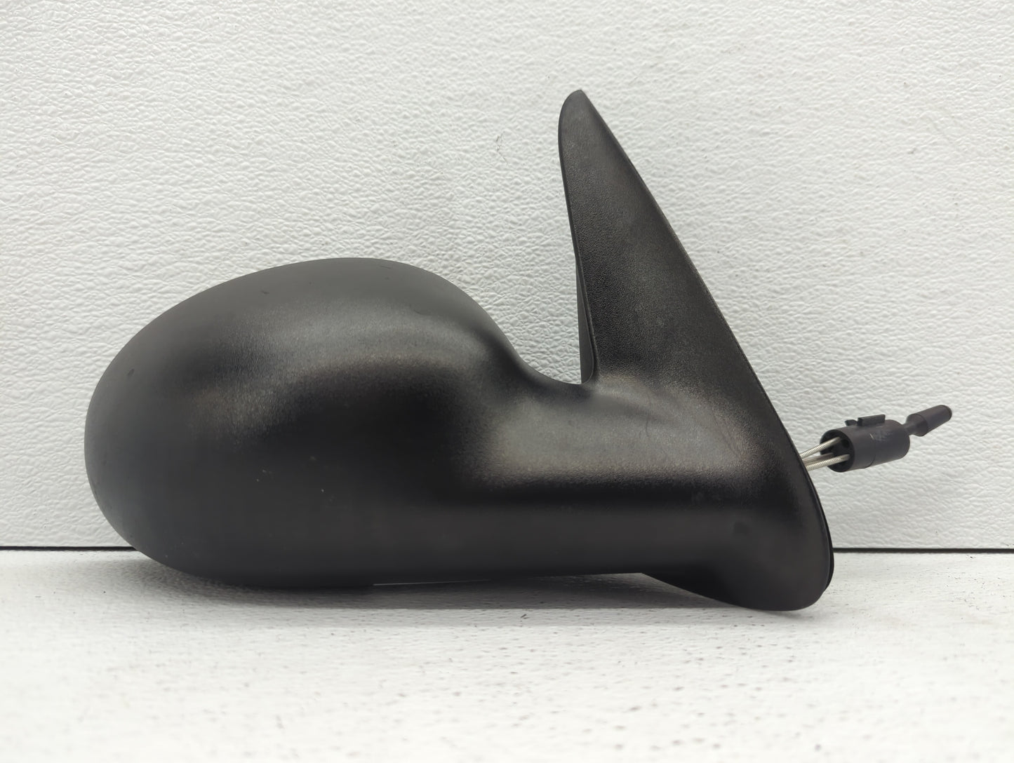 2005 Chrysler Pt Cruiser Passenger Side View Mirror - Right Door Mirror OEM Used - Oemusedautoparts1.com