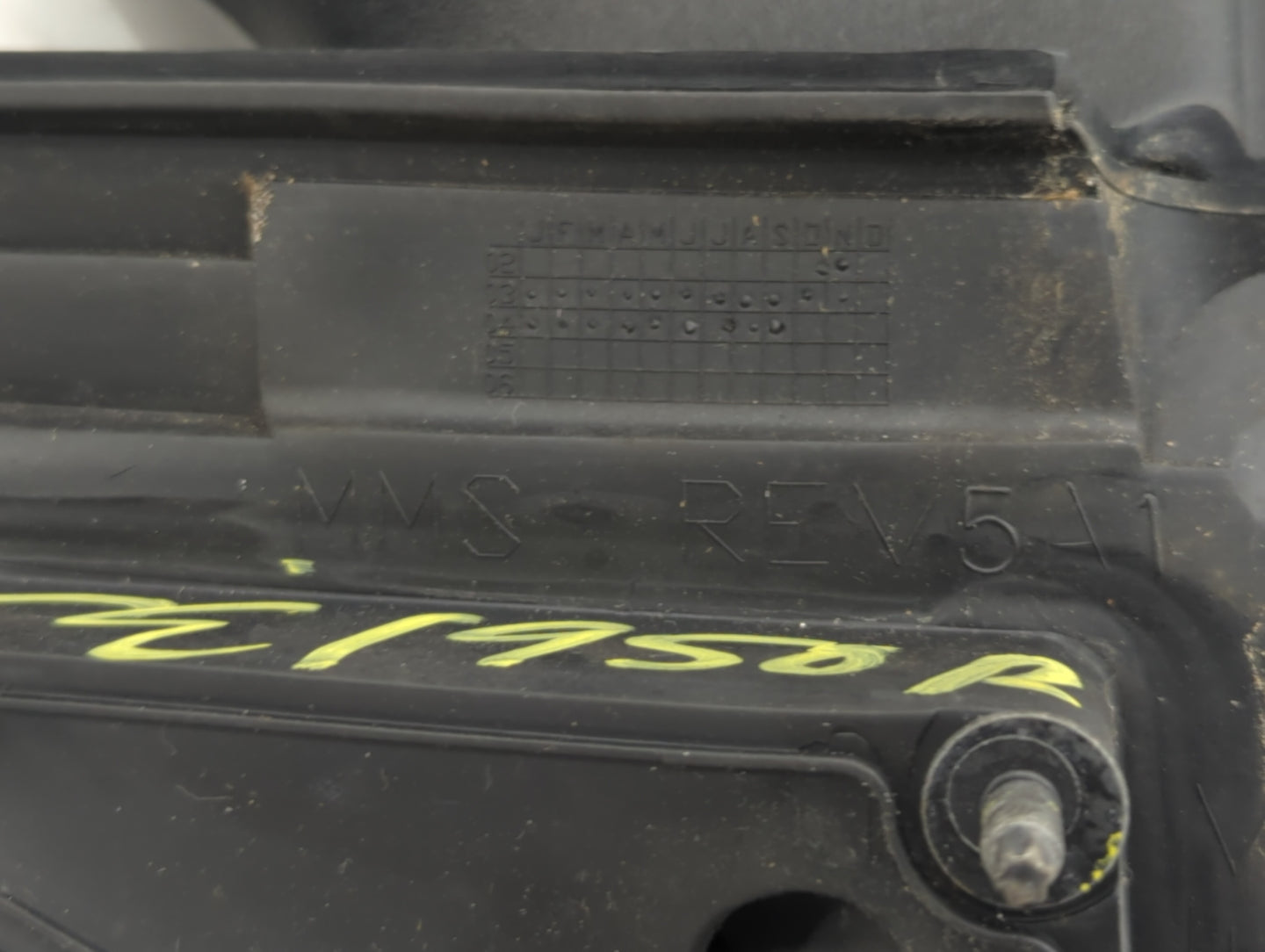 2005 Chrysler Pt Cruiser Passenger Side View Mirror - Right Door Mirror OEM Used - Oemusedautoparts1.com