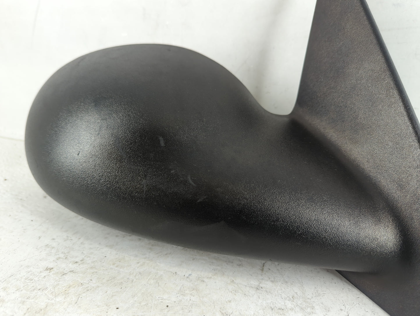 2005 Chrysler Pt Cruiser Passenger Side View Mirror - Right Door Mirror OEM Used - Oemusedautoparts1.com