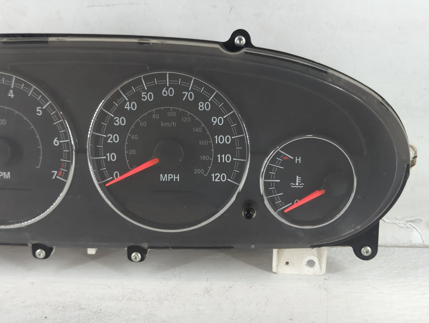 2005 Chrysler Sebring Instrument Cluster Speedometer Gauges P/N:P04602472AB Fits OEM Used Auto Parts - Oemusedautoparts1.com