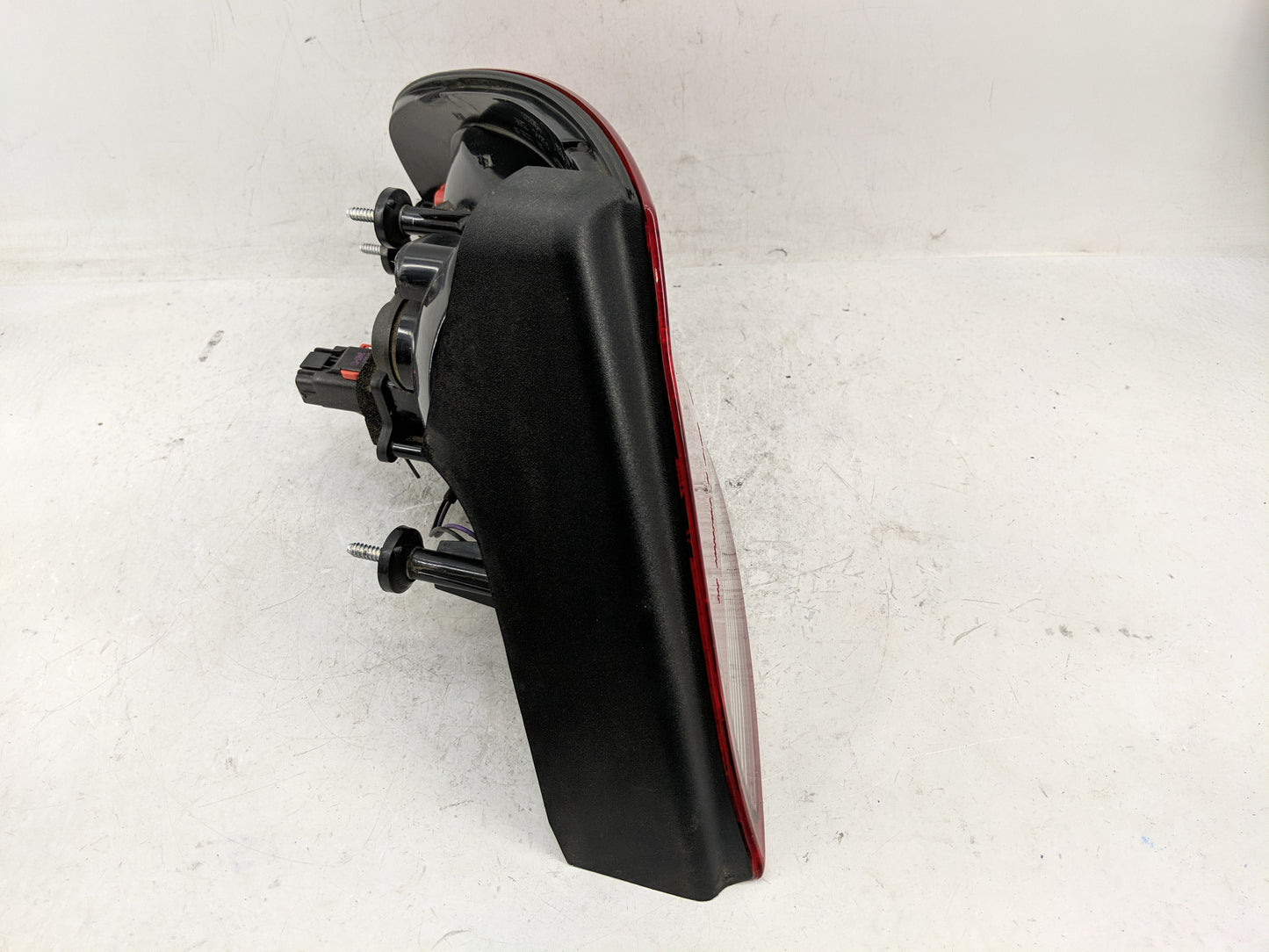 2001-2006 Chrysler Sebring Tail Light Assembly Passenger Right OEM P/N:04805352AA Fits Fits 2001 2002 2003 2004 2005 2006 OE