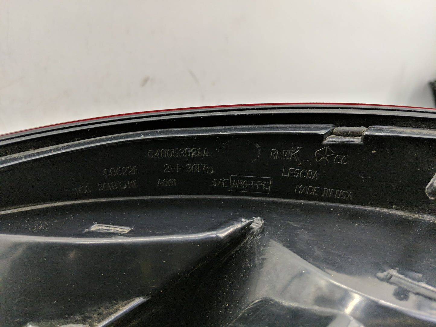 2001-2006 Chrysler Sebring Tail Light Assembly Passenger Right OEM P/N:04805352AA Fits Fits 2001 2002 2003 2004 2005 2006 OE