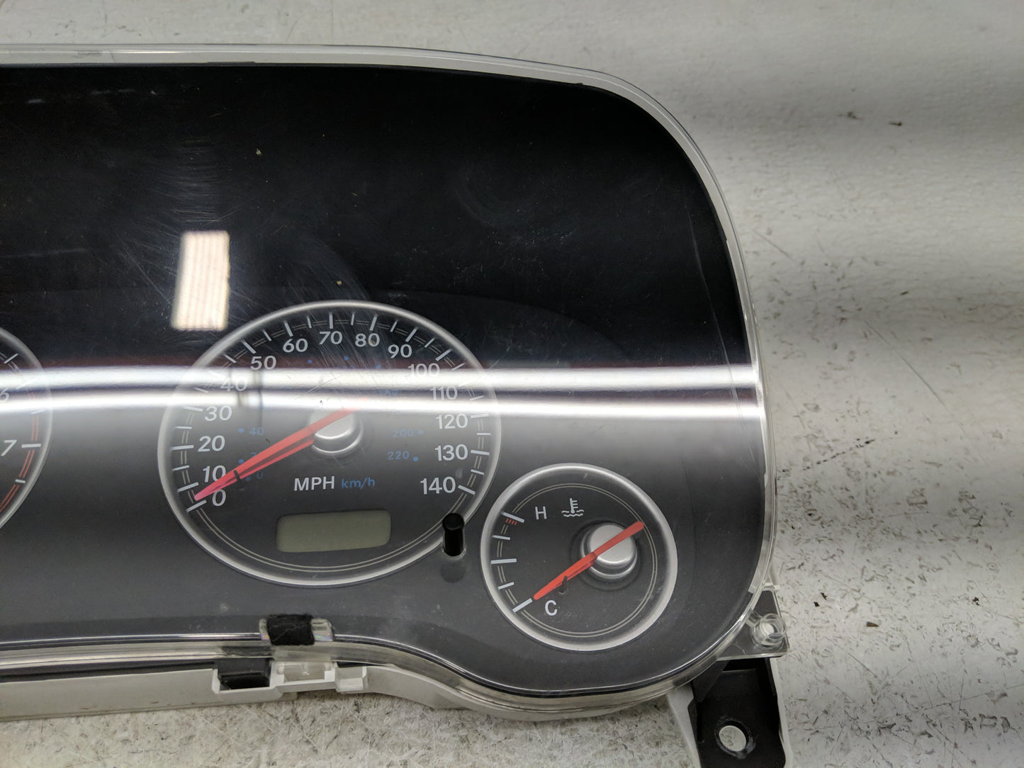2005 Chrysler Sebring Instrument Cluster Speedometer Gauges P/N:8100A015 Fits OEM Used Auto Parts - Oemusedautoparts1.com