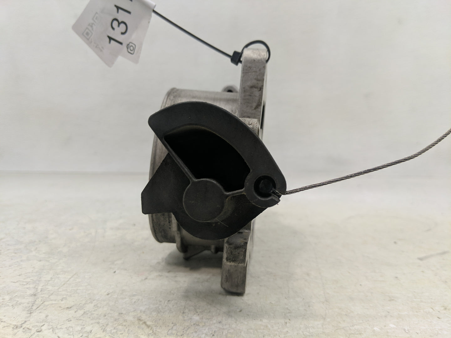 2004-2006 Chrysler Sebring Throttle Body P/N:04591606AC Fits Fits 2004 2005 2006 OEM Used Auto Parts - Oemusedautoparts1.com