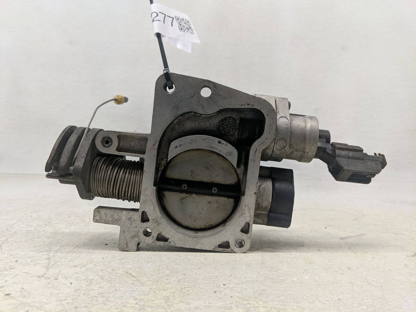 2004-2006 Chrysler Sebring Throttle Body P/N:04591606AC Fits Fits 2004 2005 2006 OEM Used Auto Parts - Oemusedautoparts1.com