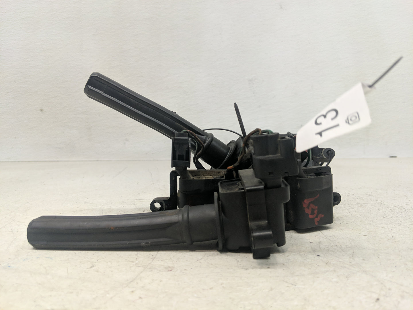 2001-2005 Chrysler Sebring Ignition Coil Igniter Pack - Oemusedautoparts1.com