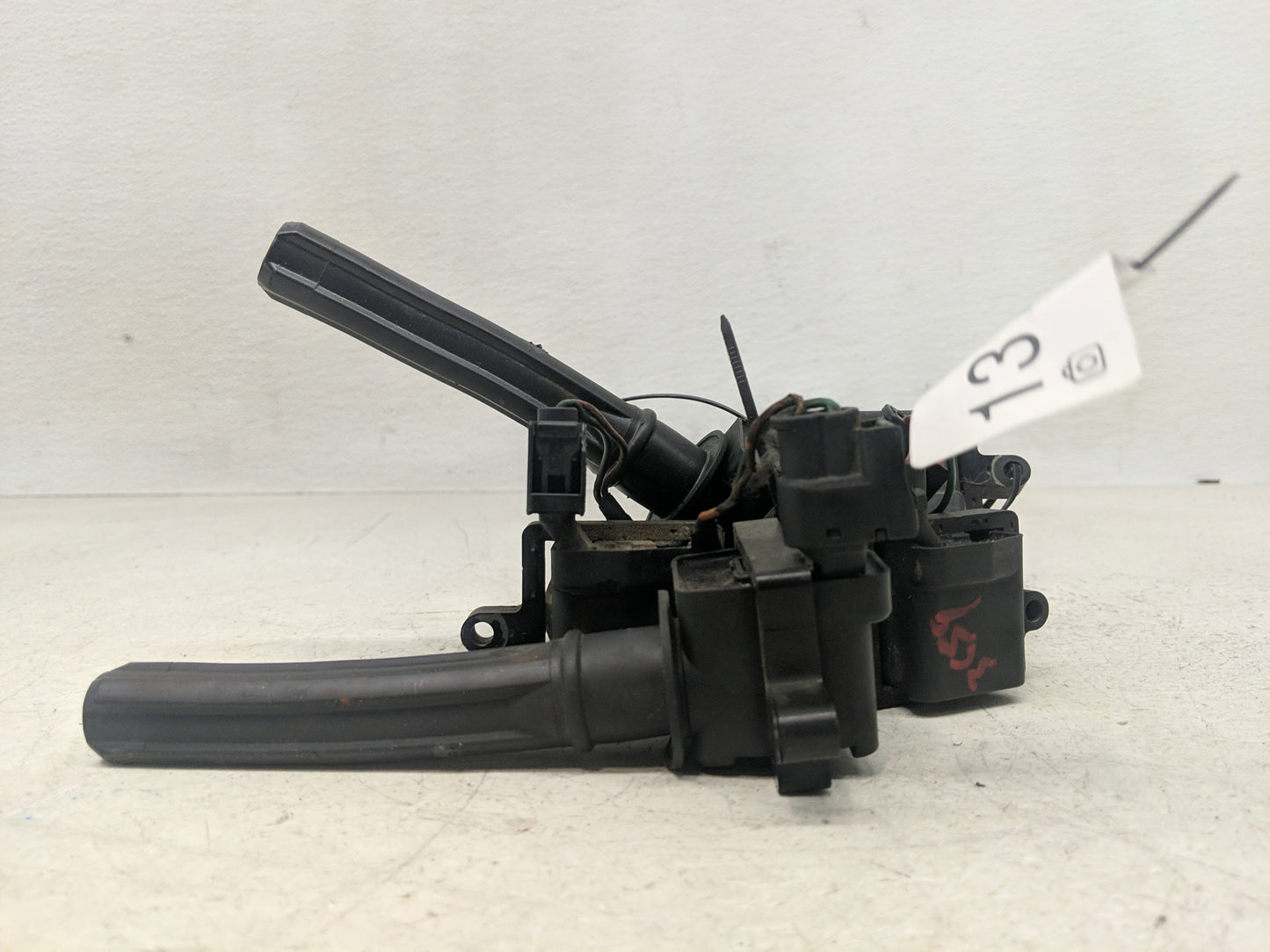 2001-2005 Chrysler Sebring Ignition Coil Igniter Pack - Oemusedautoparts1.com