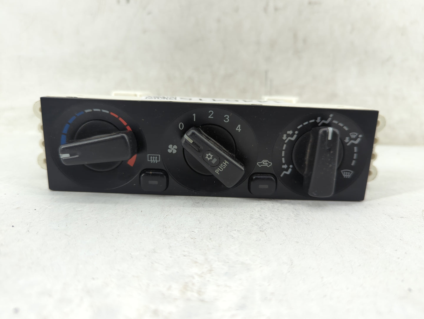 2003-2005 Chrysler Sebring Climate Control Module Temperature AC/Heater Replacement Fits Fits 2003 2004 2005 OEM Used Auto P