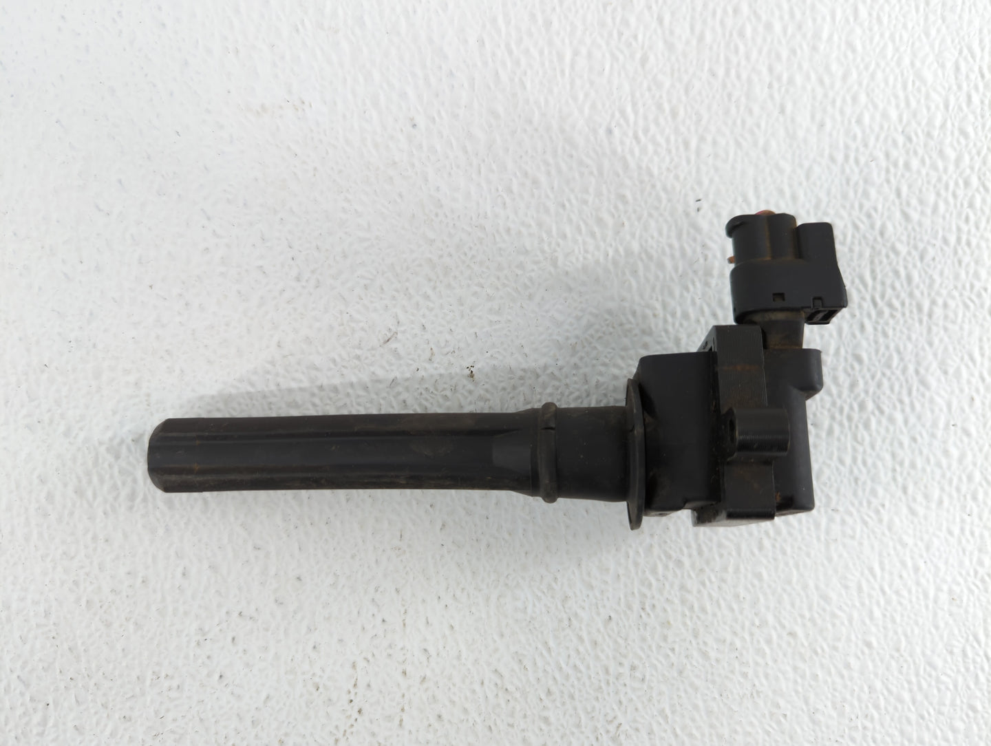 2001-2005 Chrysler Sebring Ignition Coil Igniter Pack - Oemusedautoparts1.com
