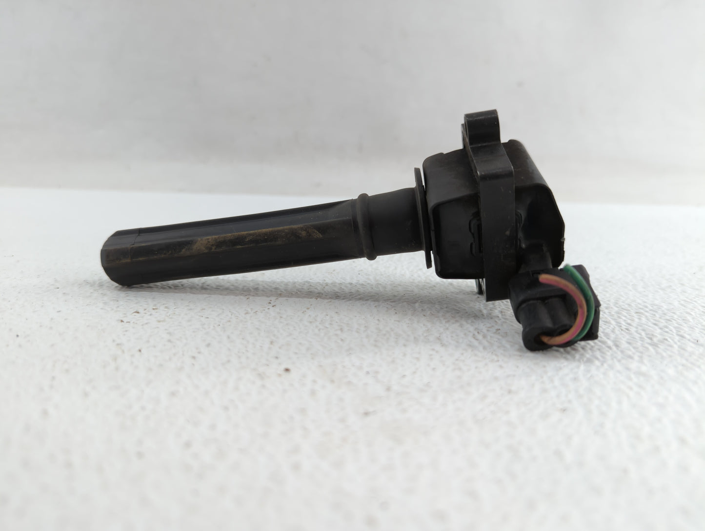 2001-2005 Chrysler Sebring Ignition Coil Igniter Pack - Oemusedautoparts1.com