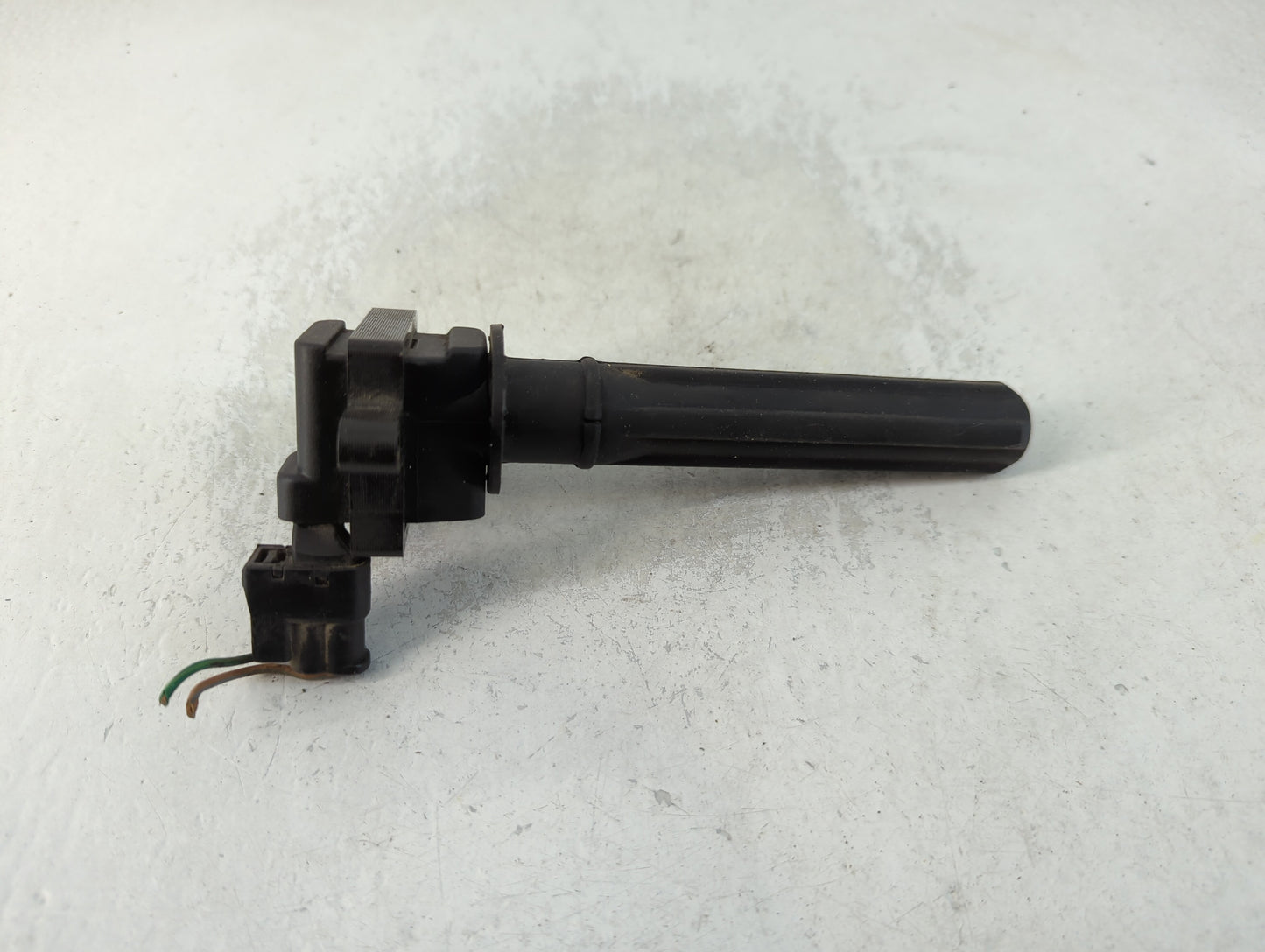 2001-2005 Chrysler Sebring Ignition Coil Igniter Pack - Oemusedautoparts1.com