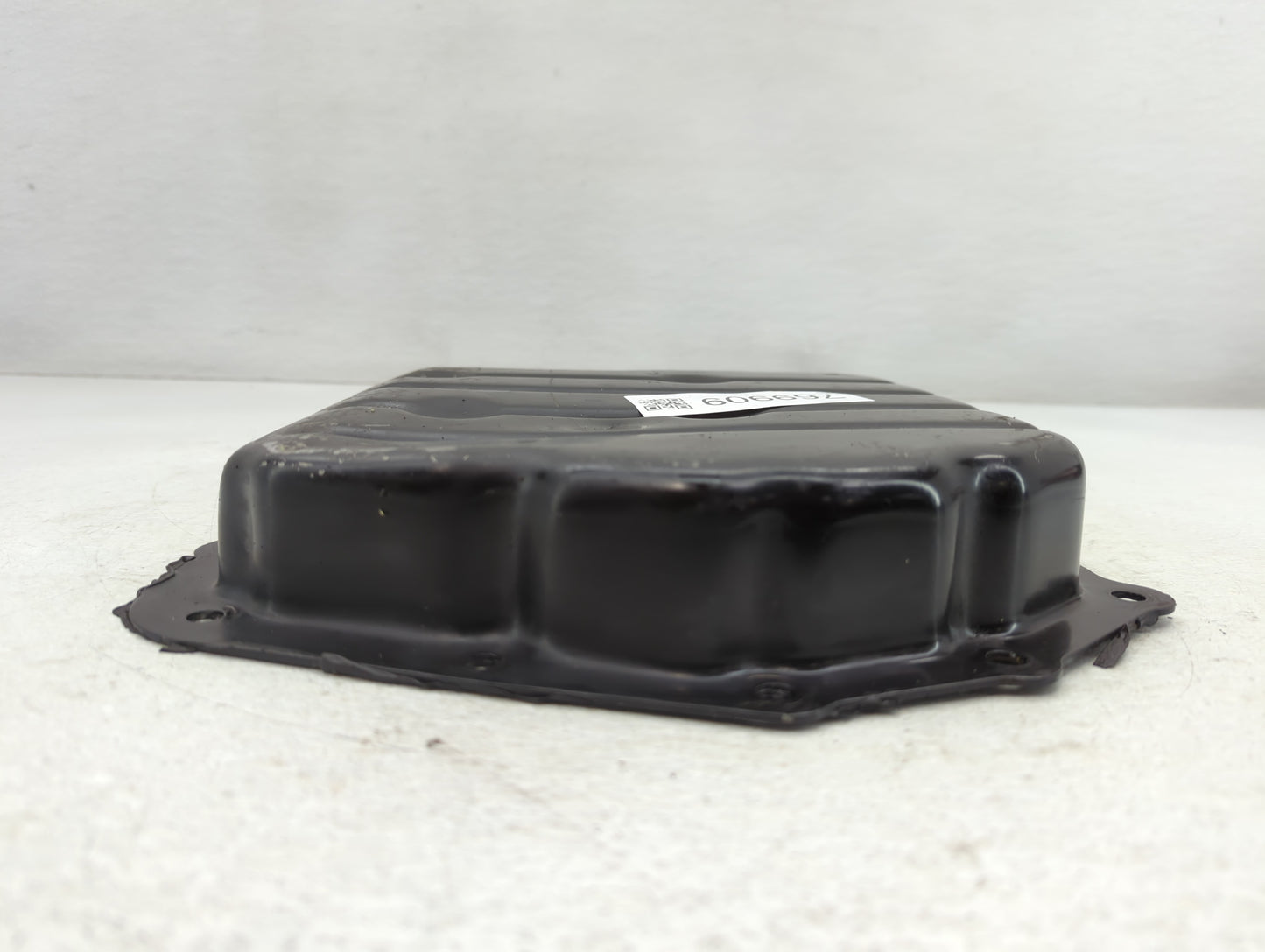 2001-2006 Chrysler Sebring Engine Oil Pan P/N:85 997 Fits Fits 2001 2002 2003 2004 2005 2006 OEM Used Auto Parts - Oemusedau