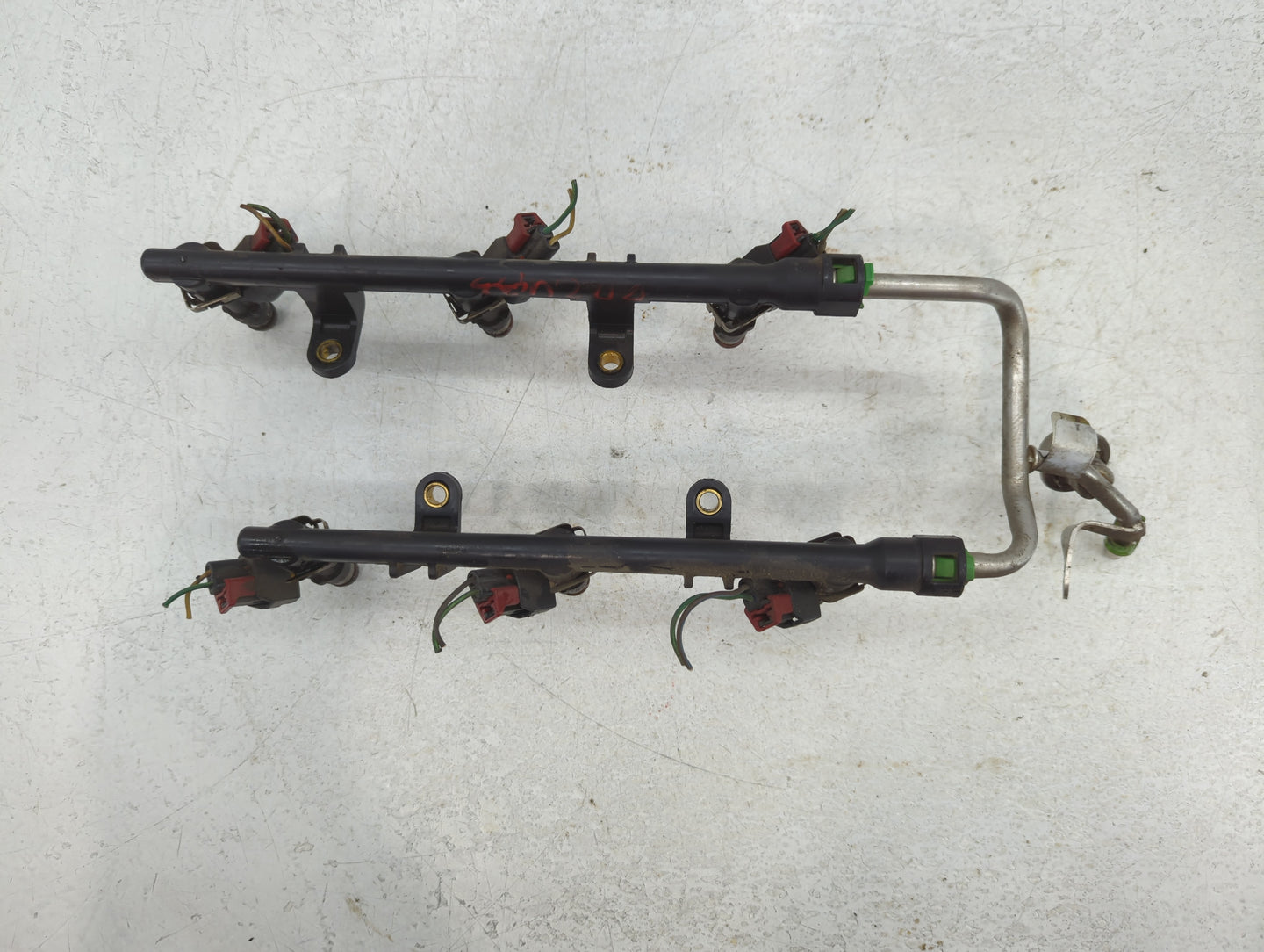 2005 Chrysler Sebring Engine Ignition Distributor OEM P/N:1028C 6002S0130 Fits OEM Used Auto Parts - Oemusedautoparts1.com