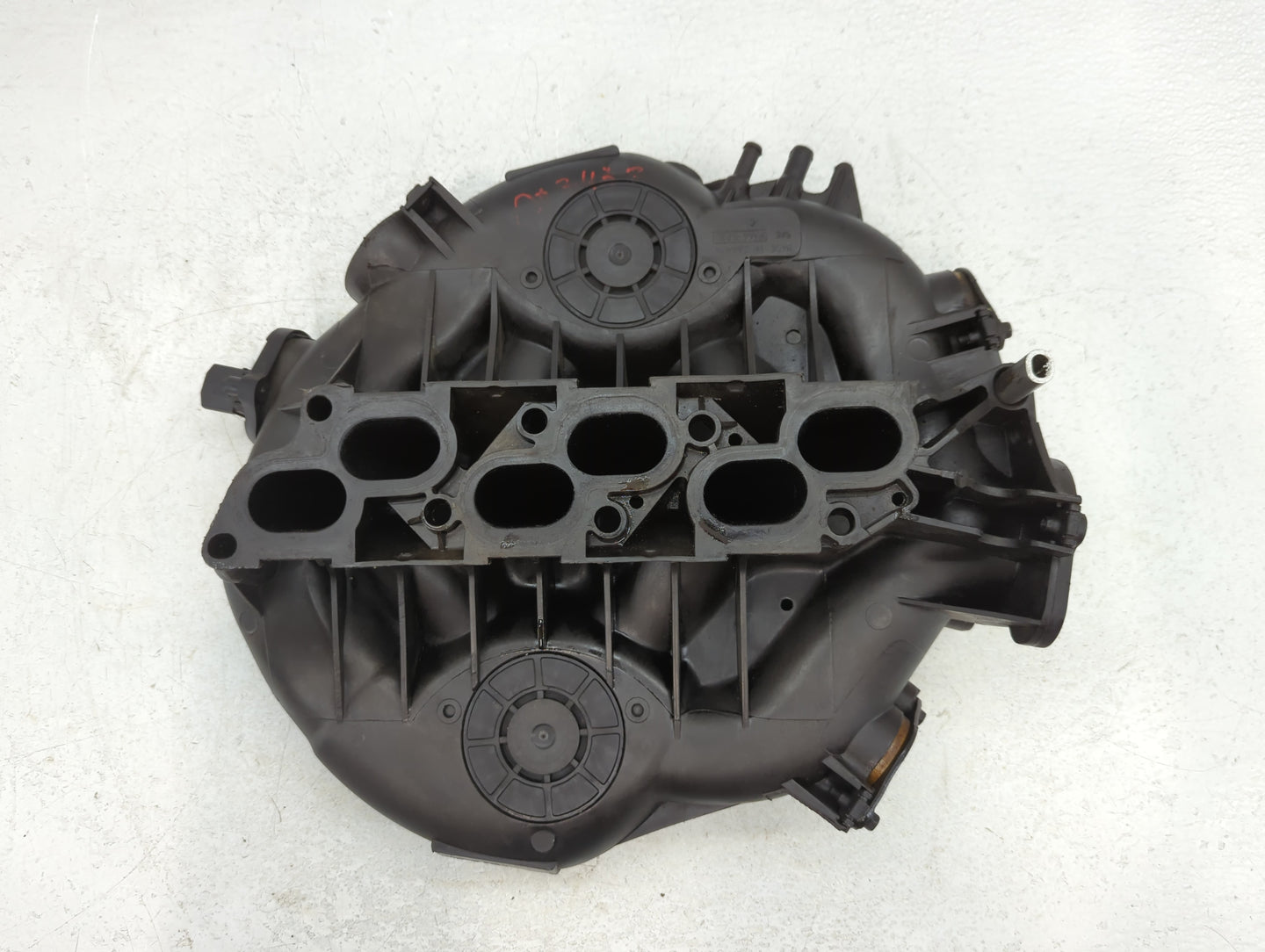 2005-2006 Chrysler Sebring Air Intake Manifold P/N:0511113 5B0 Fits Fits 2005 2006 OEM Used Auto Parts - Oemusedautoparts1.c