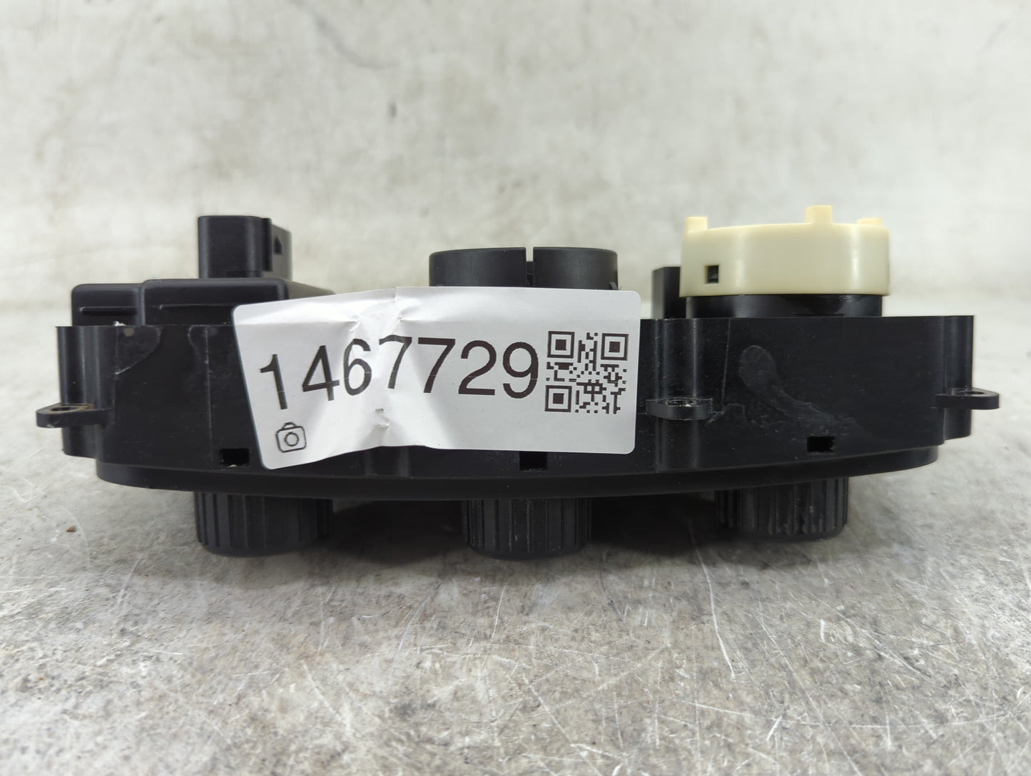2005 Chrysler Town and Country Climate Control Module Temperature AC/Heater Replacement P/N:05134625AA 75132 Fits OEM Used A
