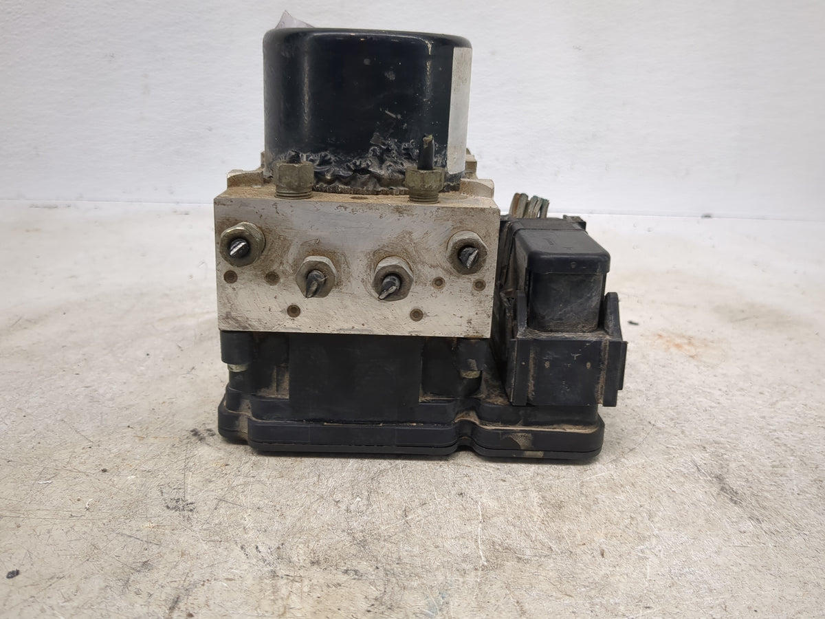 2005 Chrysler Town and Country Anti-Lock Brake ABS Pump Module Actuator OEM P/N:25.0206-1102.3 25.0955.299R Fits OEM Used Au