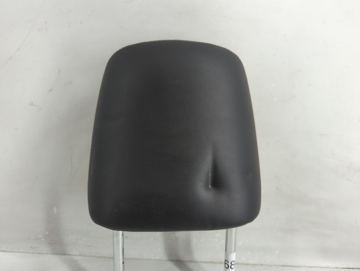 2005-2007 Chrysler Town & Country Headrest Head Rest Rear Seat Fits Fits 2005 2006 2007 OEM Used Auto Parts - Oemusedautopar