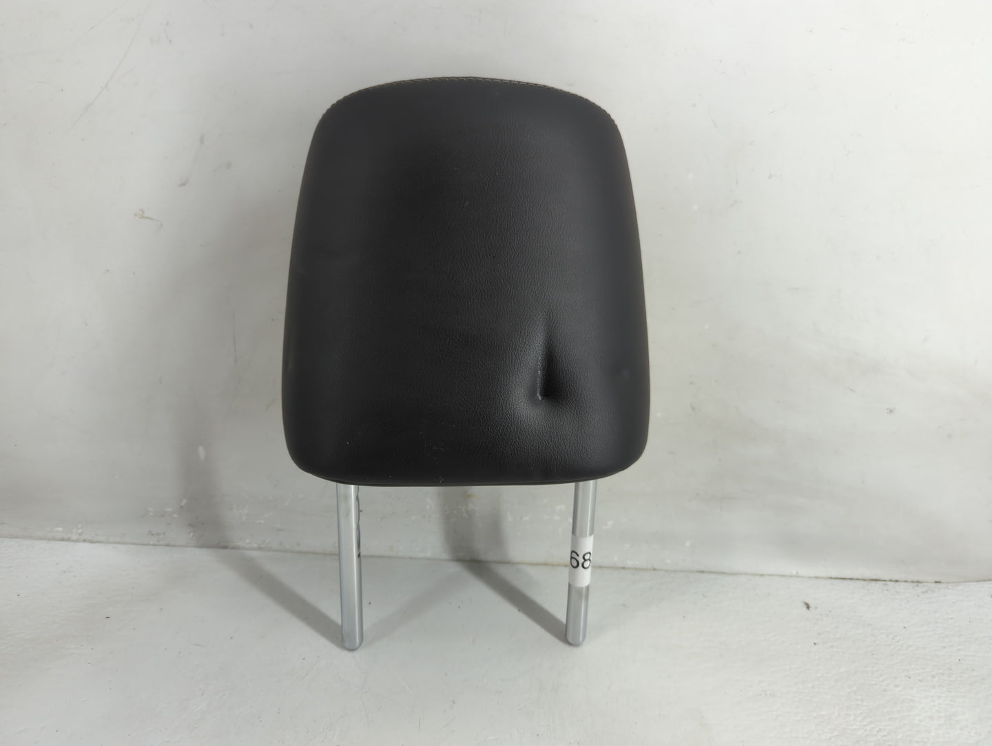 2005-2007 Chrysler Town & Country Headrest Head Rest Rear Seat Fits Fits 2005 2006 2007 OEM Used Auto Parts - Oemusedautopar