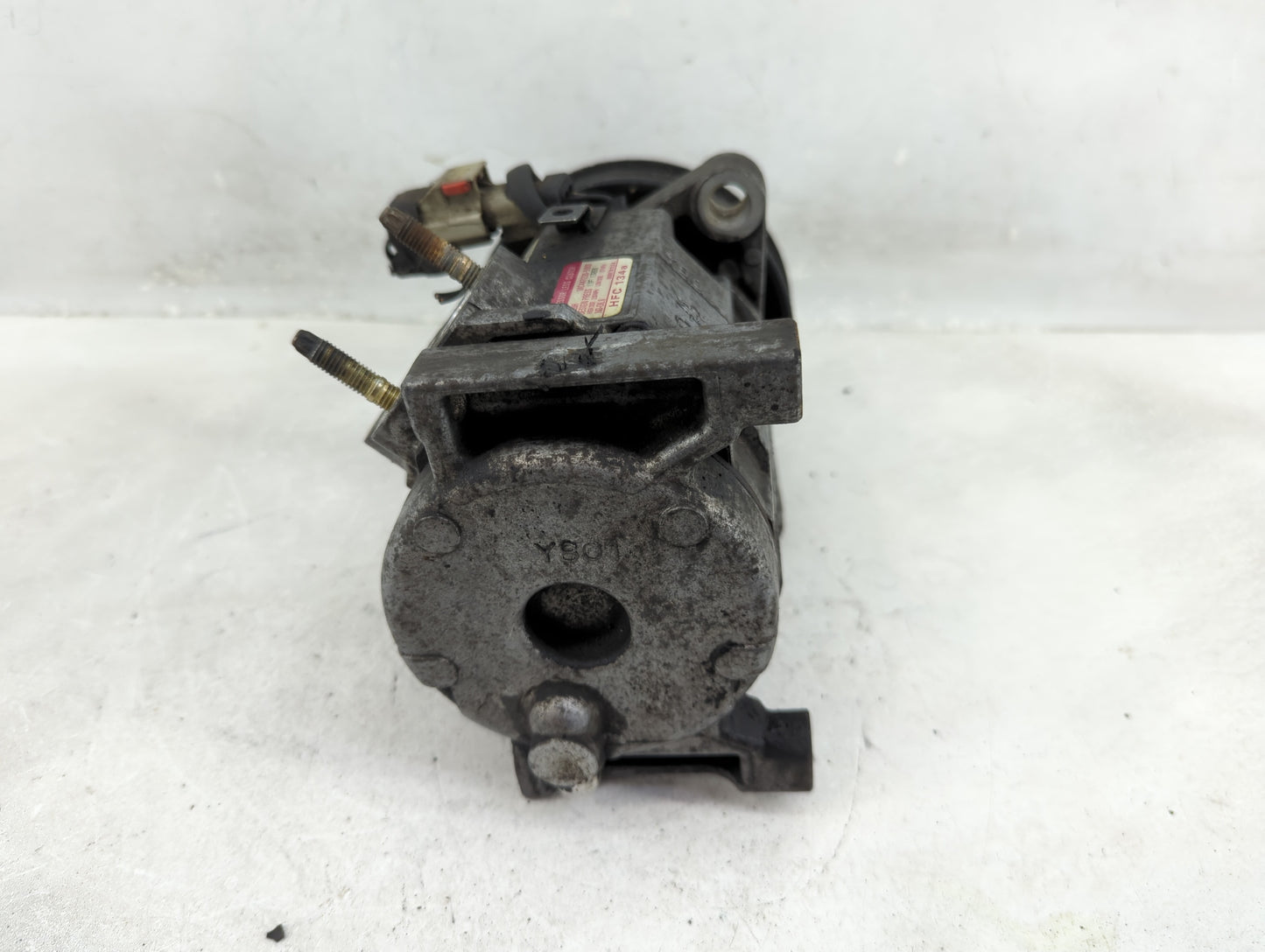 2005-2007 Chrysler Town & Country Air Conditioning A/c Ac Compressor Oem - Oemusedautoparts1.com