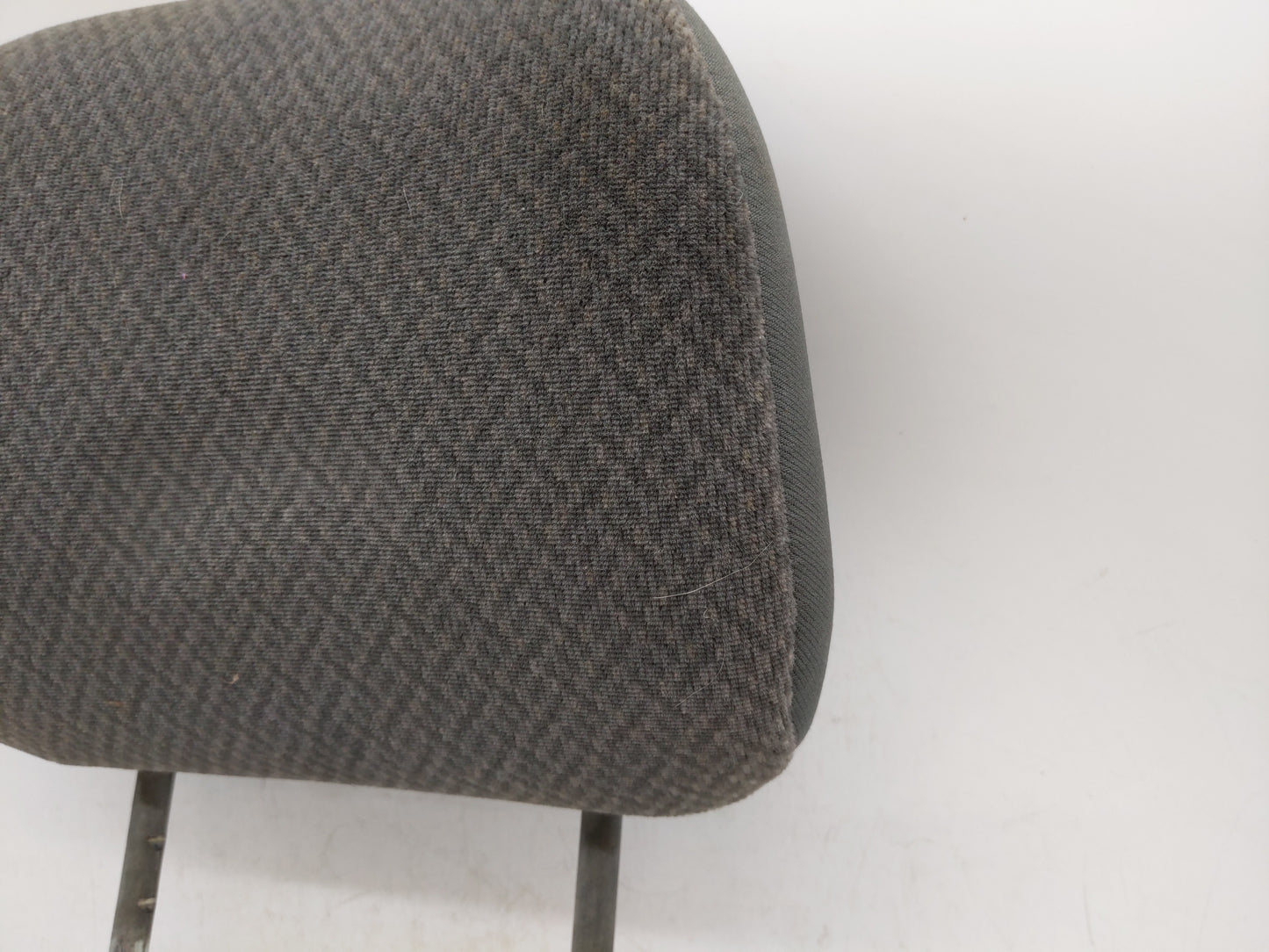 2005-2007 Chrysler Town & Country Headrest Head Rest Front Driver Passenger Seat Fits Fits 2005 2006 2007 OEM Used Auto Part