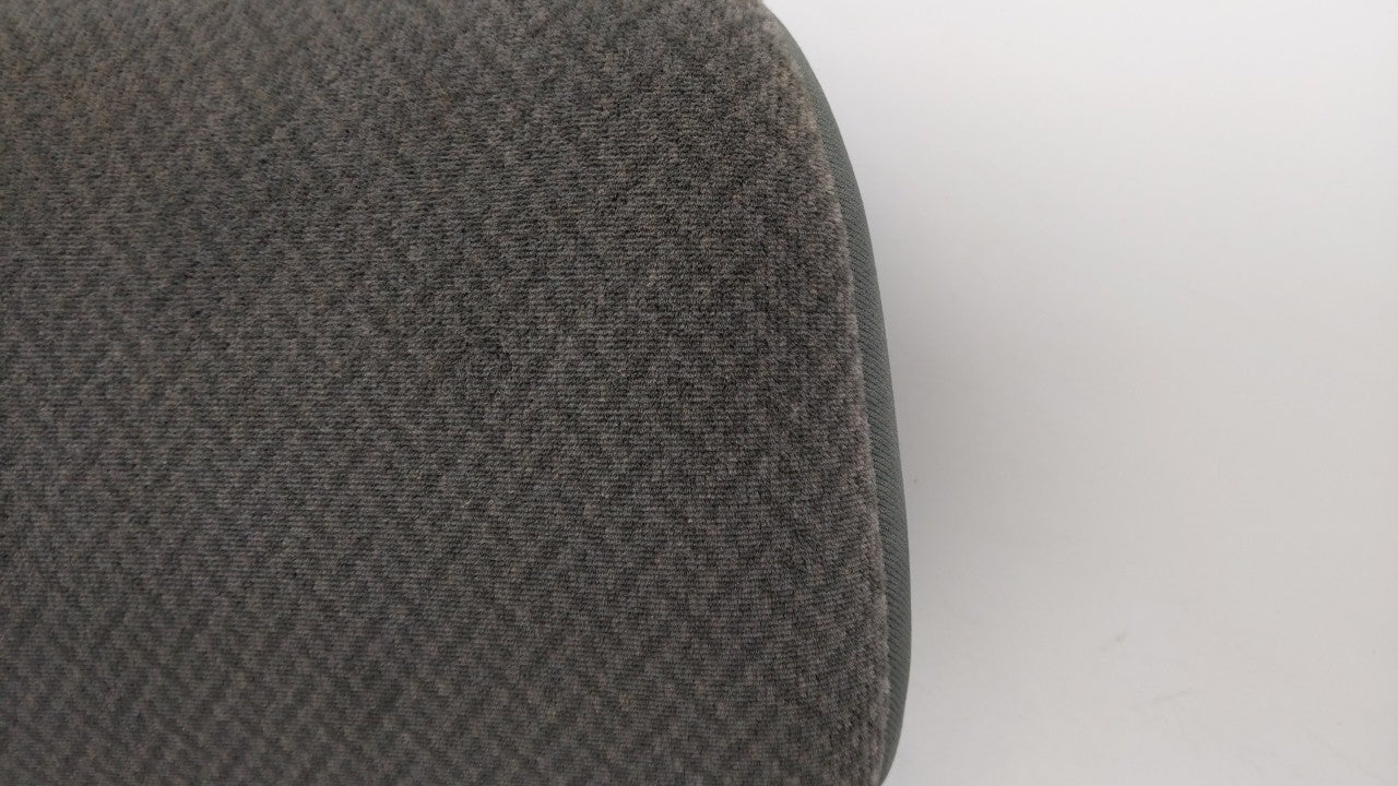 2005-2007 Chrysler Town & Country Headrest Head Rest Front Driver Passenger Seat Fits Fits 2005 2006 2007 OEM Used Auto Part