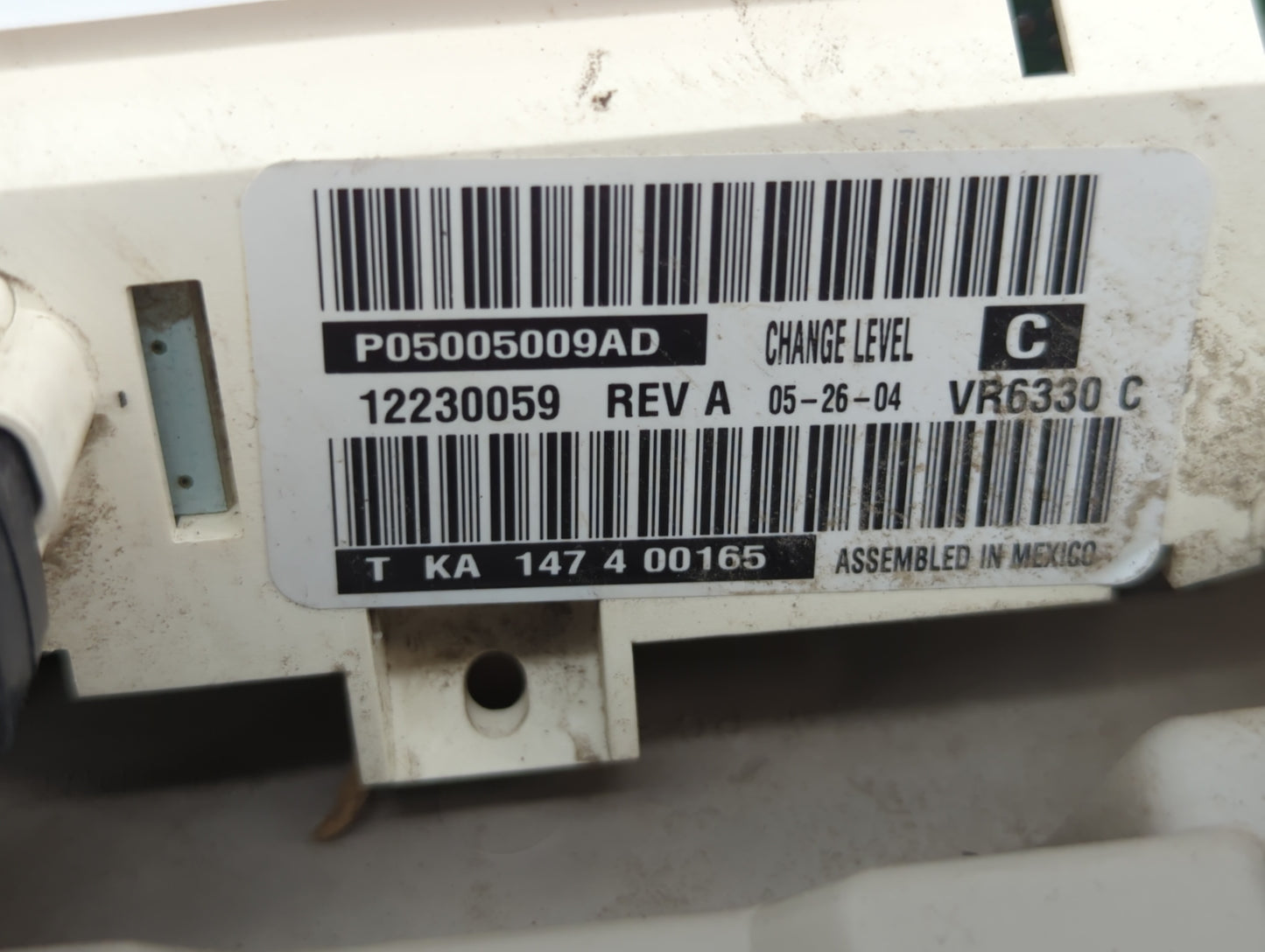 2005-2006 Chrysler Town & Country Information Display Screen Light Grey - Oemusedautoparts1.com