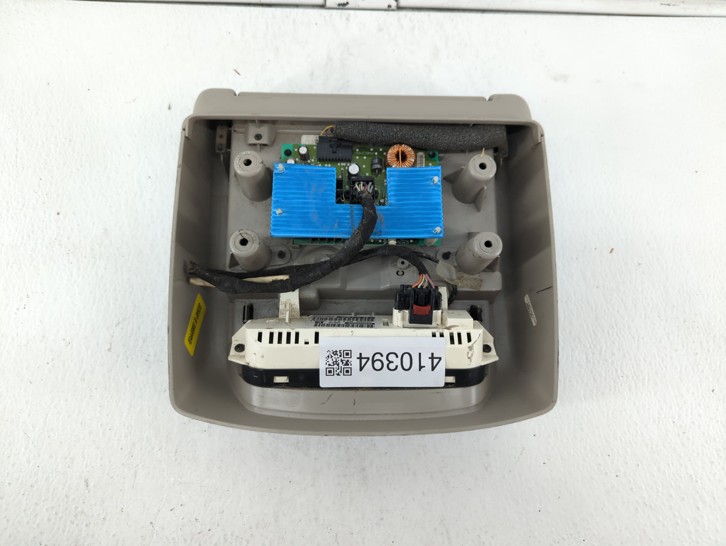 2005-2006 Chrysler Town & Country Information Display Screen Light Grey - Oemusedautoparts1.com