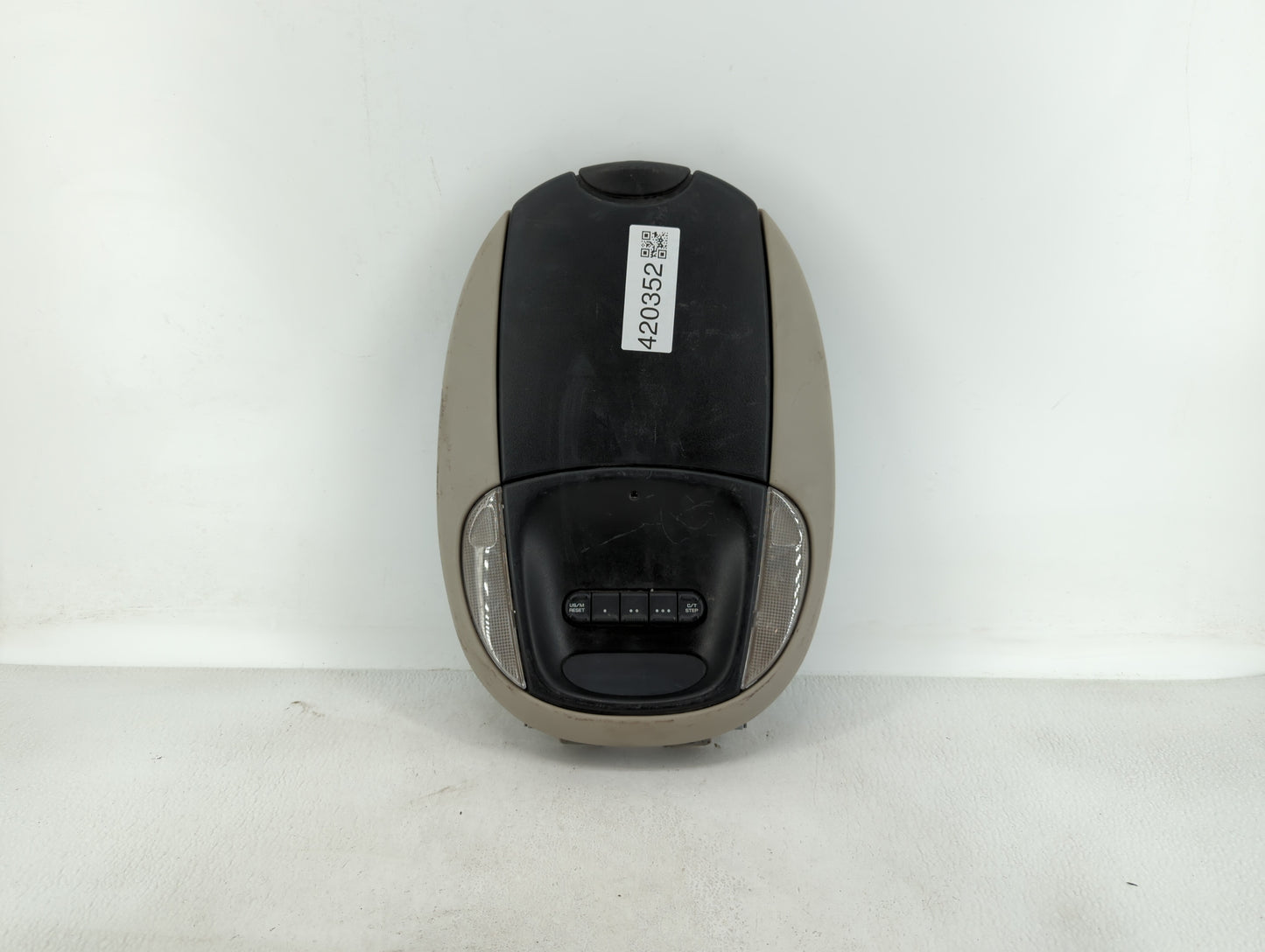 2005 Chrysler Town & Country Overhead Roof Console - Oemusedautoparts1.com