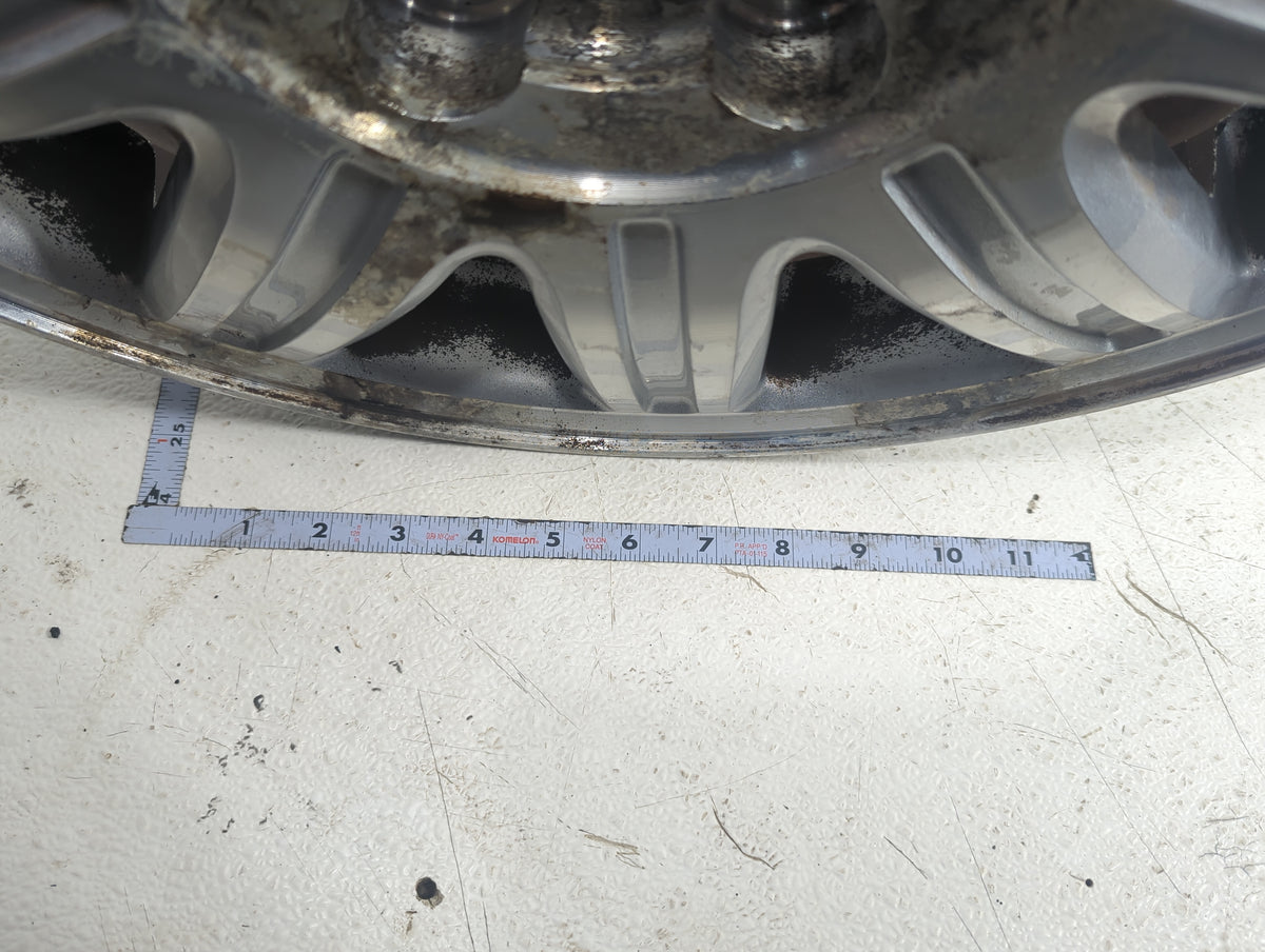 2004-2007 Chrysler Town & Country Oem Wheel Rim 5043499 - Oemusedautoparts1.com