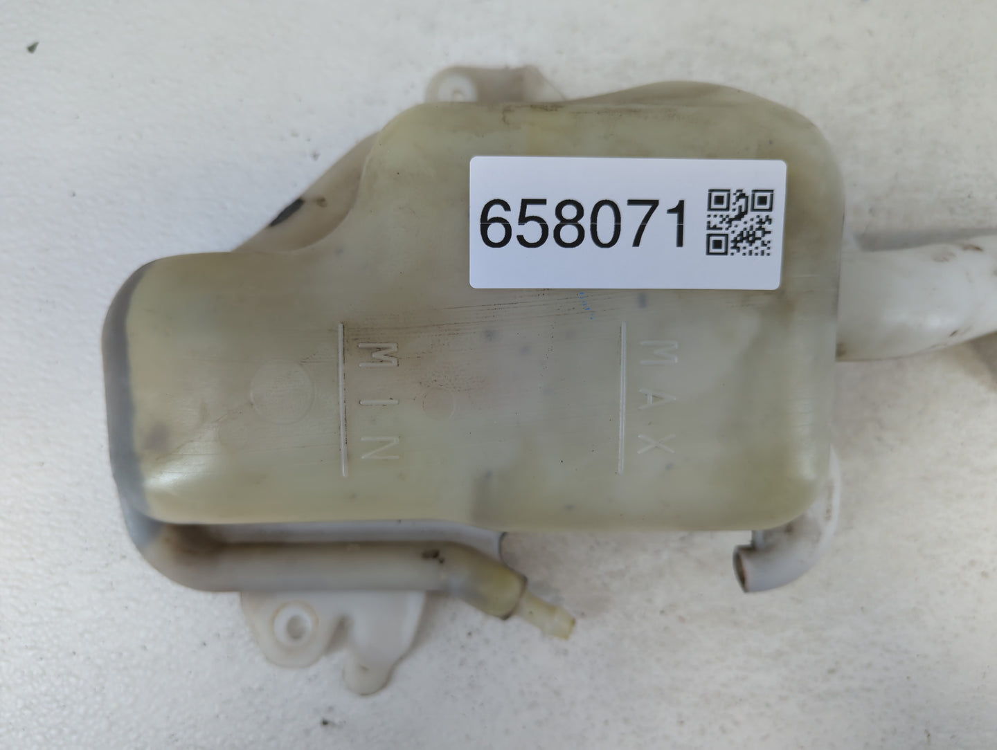 2004 Chrysler Town & Country Windshield Washer Fluid Reservoir Bottle Oem - Oemusedautoparts1.com