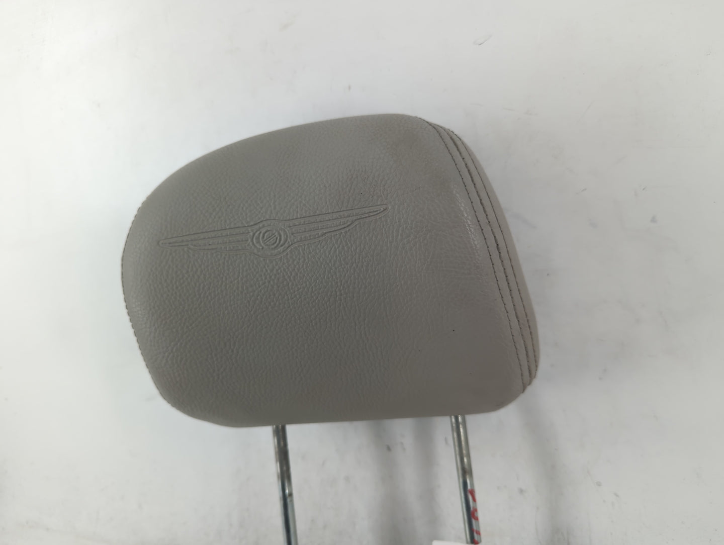 2005-2007 Chrysler Town & Country Headrest Head Rest Rear Seat Light Grey - Oemusedautoparts1.com