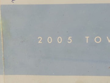 2005 Chrysler Town & Country Owners Manual Book Guide P/N:81-026-0516 OEM Used Auto Parts