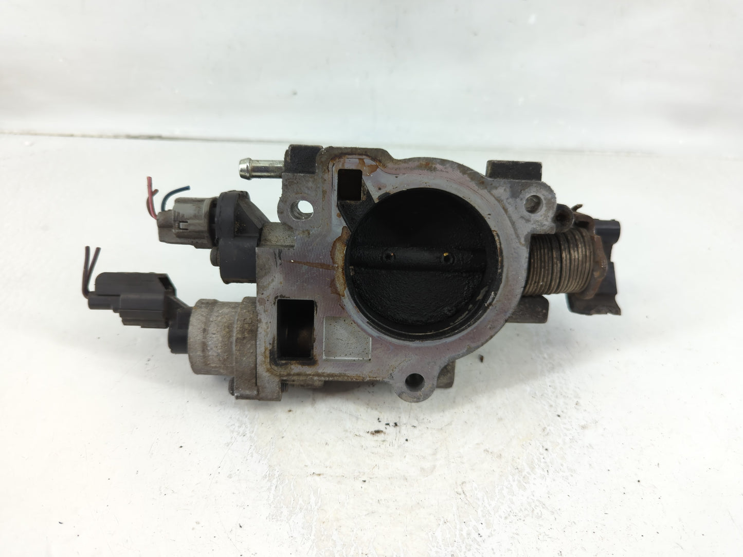 2003-2007 Dodge Caravan Throttle Body Fits Fits 2003 2004 2005 2006 2007 OEM Used Auto Parts - Oemusedautoparts1.com
