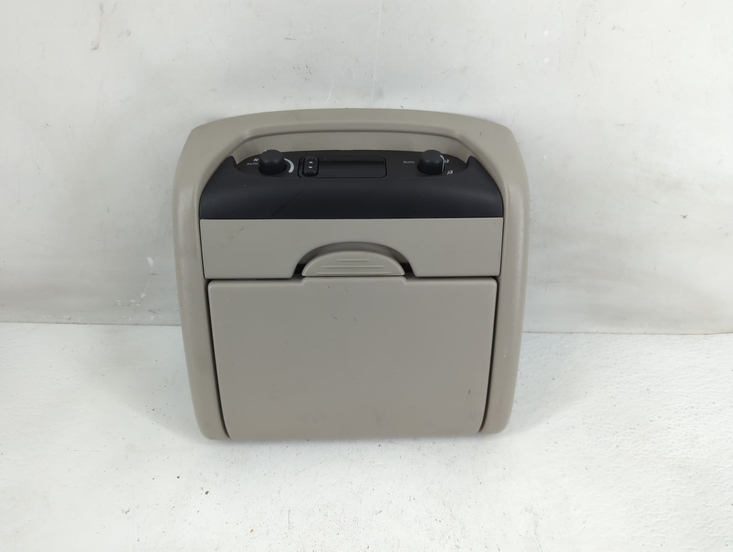 2005-2006 Dodge Caravan Information Display Screen - Oemusedautoparts1.com