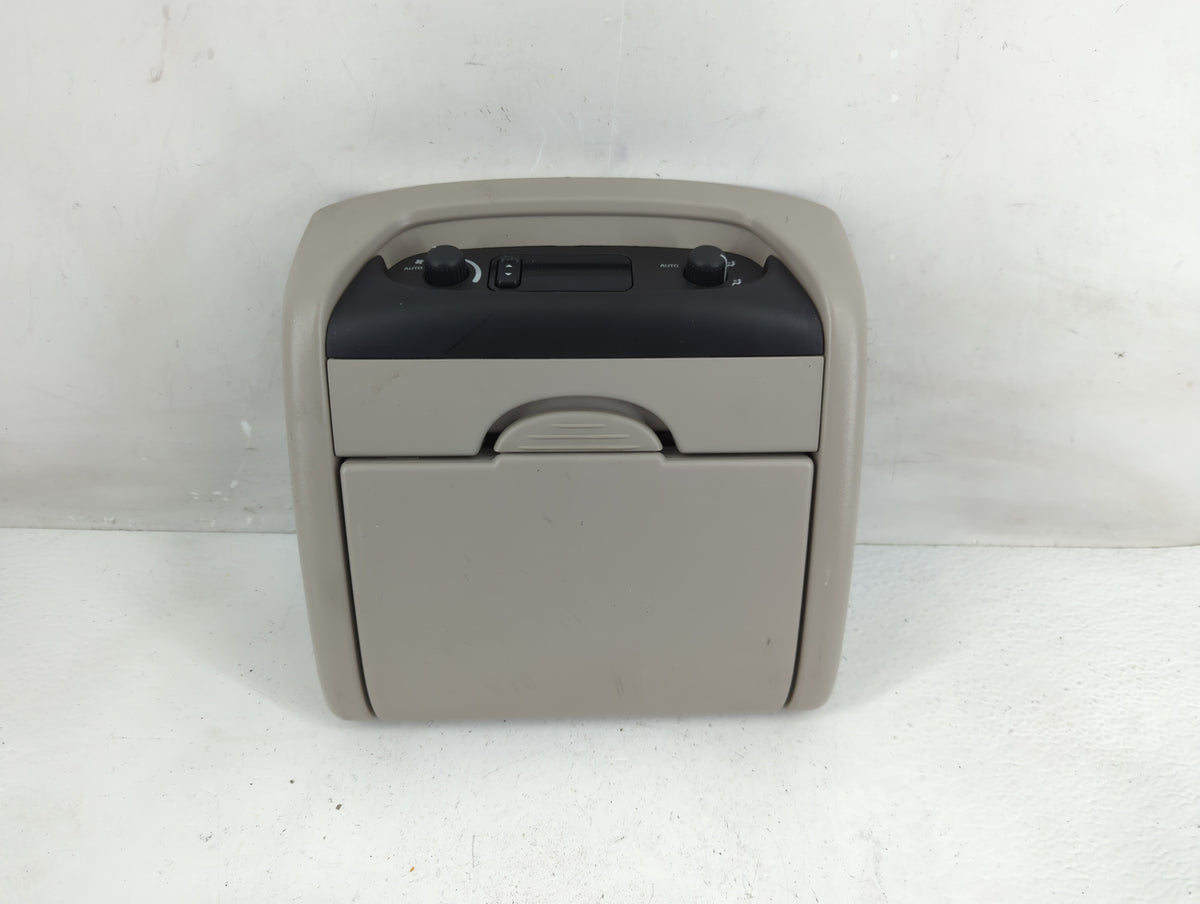 2005-2006 Dodge Caravan Information Radio Display Screen 1227546 - Oemusedautoparts1.com