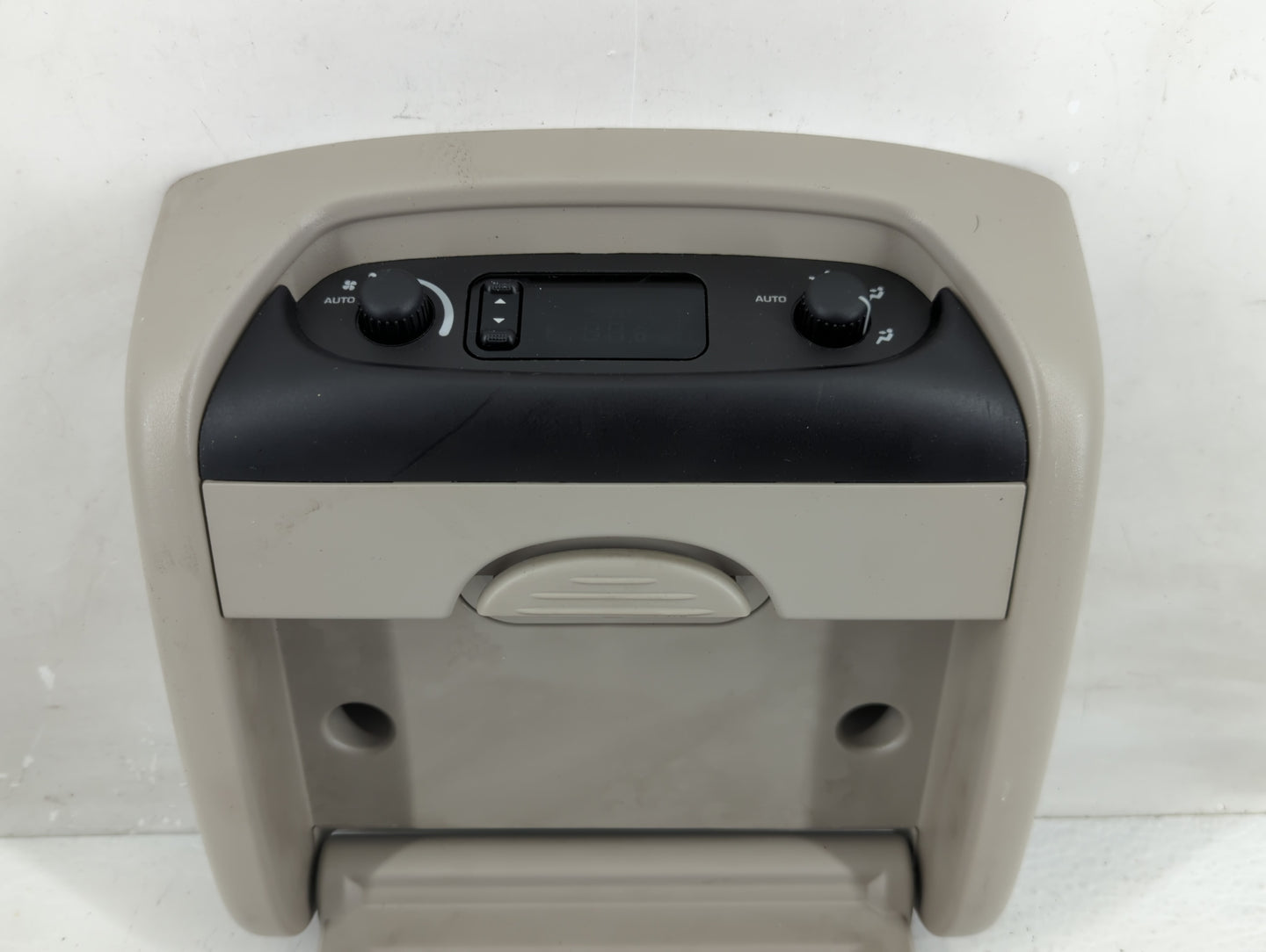 2005-2006 Dodge Caravan Information Display Screen - Oemusedautoparts1.com