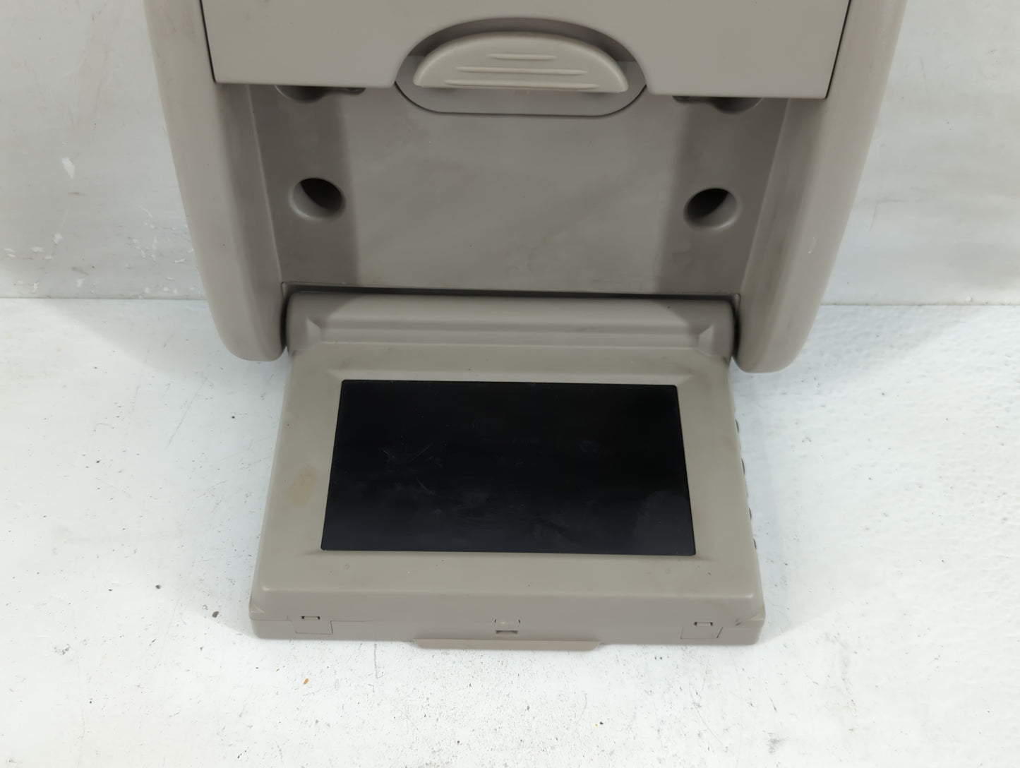 2005-2006 Dodge Caravan Information Display Screen - Oemusedautoparts1.com