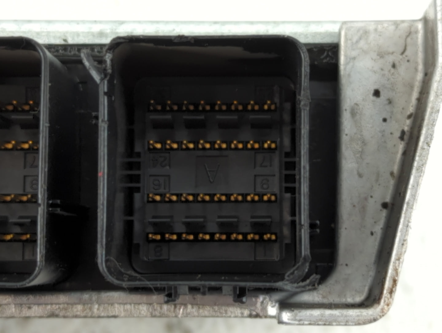 2005-2007 Dodge Caravan Chassis Control Module Ccm Bcm Body Control - Oemusedautoparts1.com